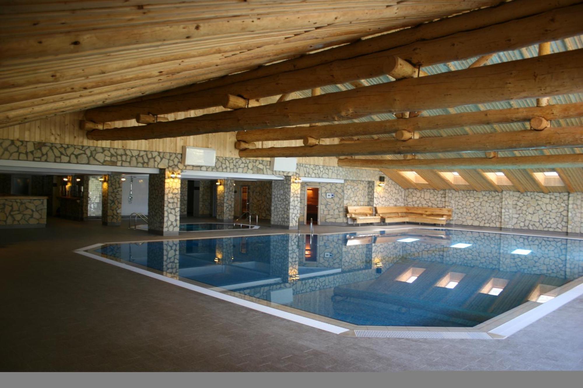 Cheile Gradistei Fundata Resort Buitenkant foto