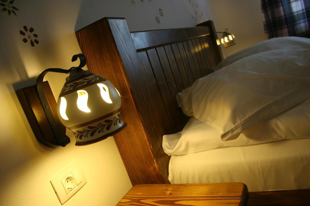 Cheile Gradistei Fundata Resort Buitenkant foto